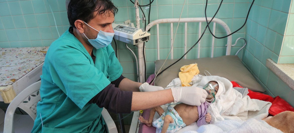 A three-month-old baby is treated for severe acute malnutrition at UNICEF-supported Al-Sabeen Hospital in Sana'a, Yemen.