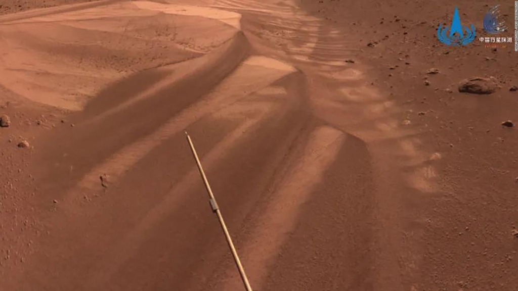 An image of dunes on Mars, taken by the Tianwen-1 probe's Zhurong rover shortly before coming to rest in May 2022.