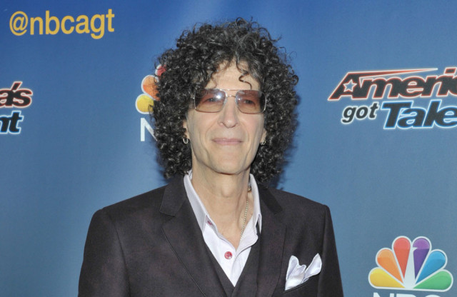 Howard Stern Says He Warns of Running for President