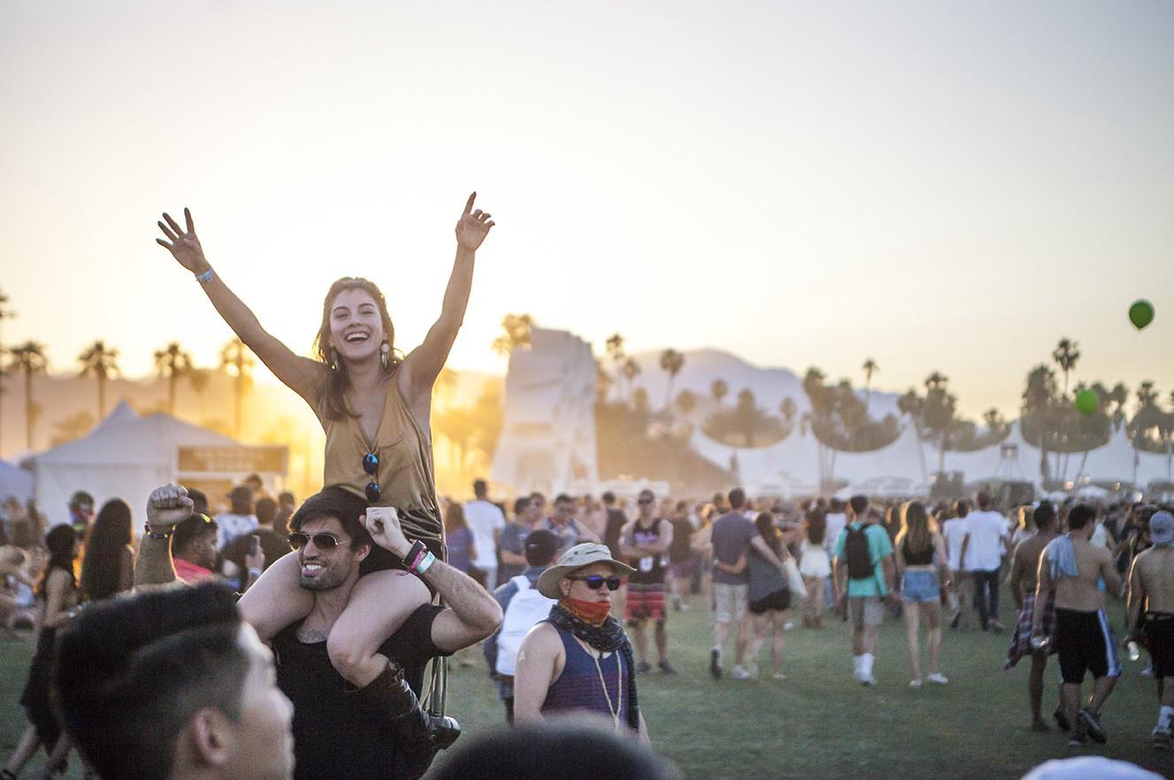8 technological gadgets that will improve your experience at the next festival