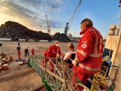 Almost 400 migrants rescued by the 'Ocean Viking' receive a safe harbor in Salerno (Italy)