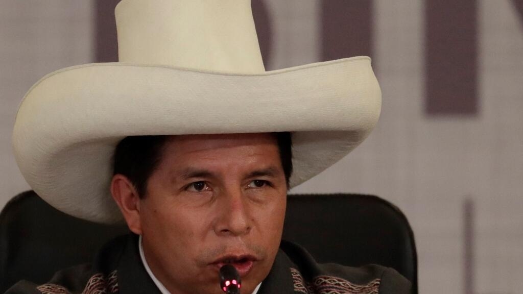 Congress Commission recommends charging President Castillo for corruption