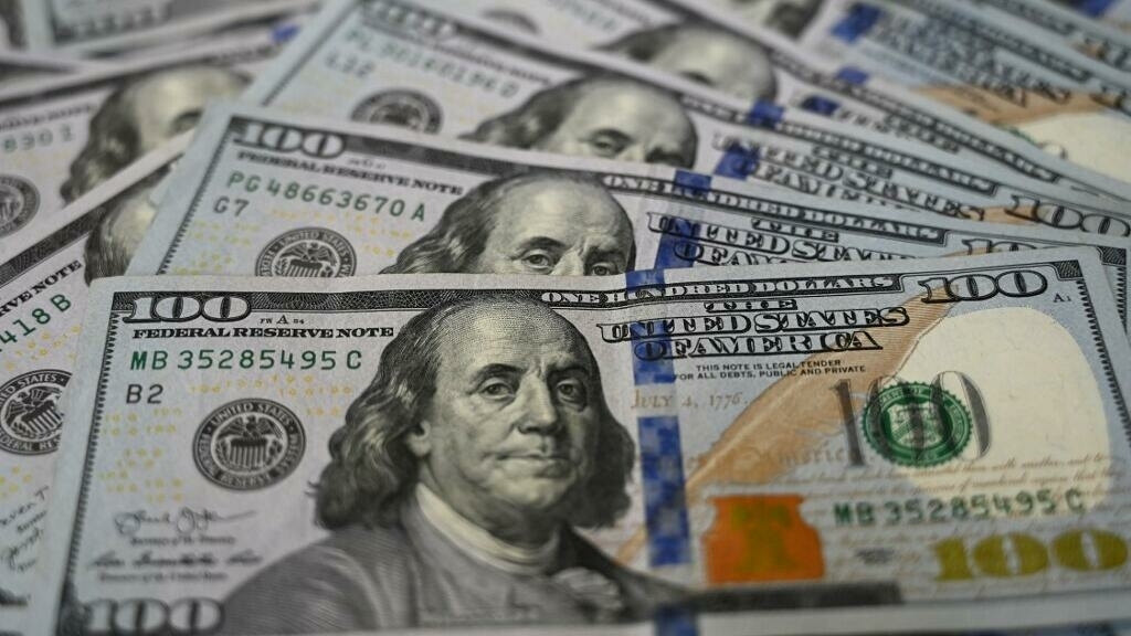Dollar Soars Amid Growing Concerns of a Global Recession
