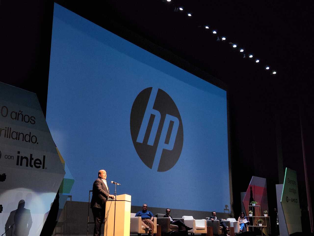 HP celebrates 40 years in Mexico;  commitment to more innovation