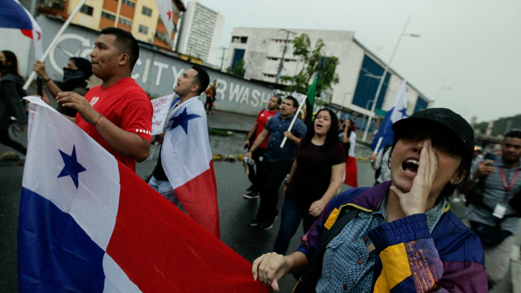 Panama returns to dialogue with a "single table" to end the protests