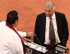 Sri Lankan opposition leader confirms his candidacy for the presidency of the island