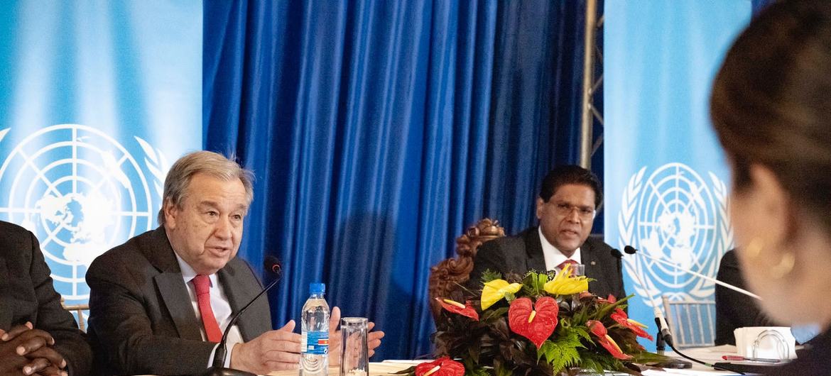 Secretary General António Guterres speaks to the press in Suriname.