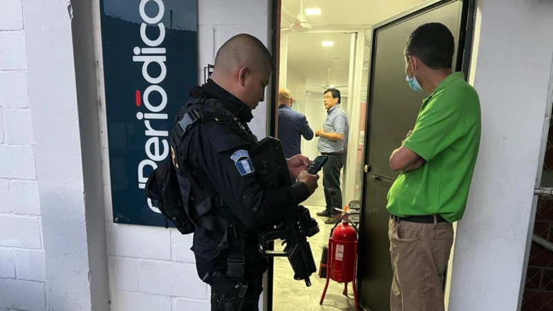 The president of the newspaper El Periódico, critical of the president of Alejandro Giammattei, is arrested in Guatemala