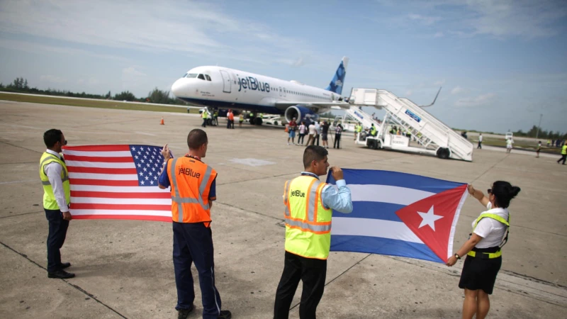 US restricts visas to Cuban officials