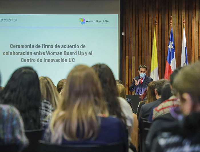 Agreement signed to strengthen female leadership in scientific-technological companies