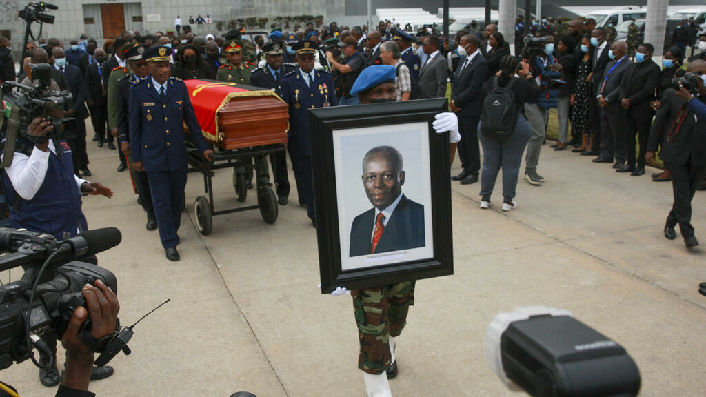 Angola pays last tribute to former president José Eduardo dos Santos