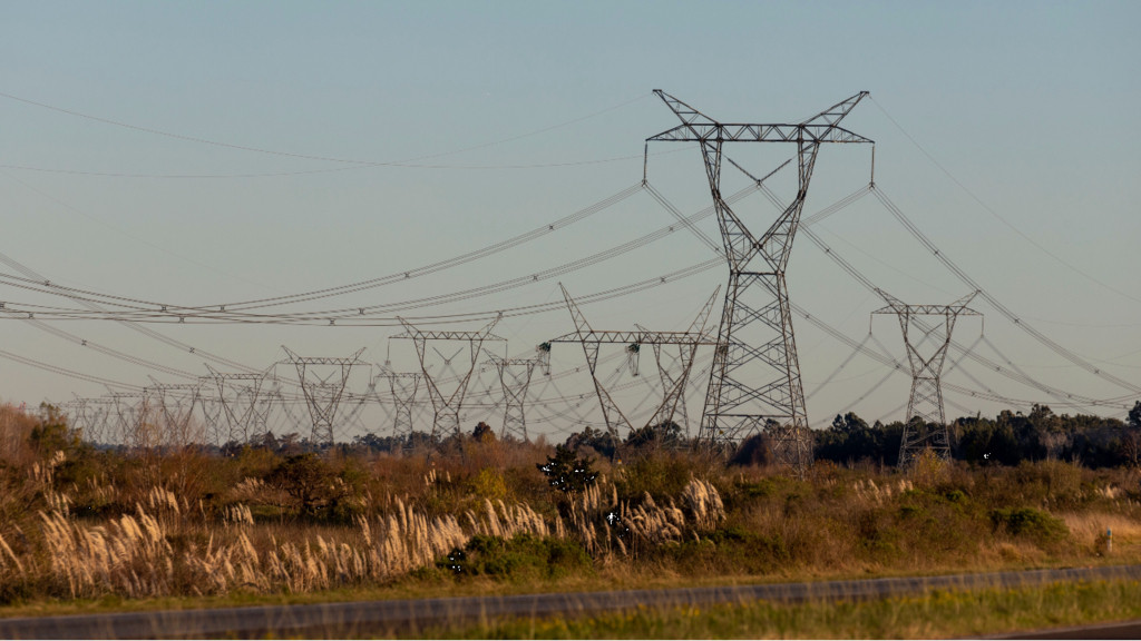 Argentina cuts subsidies on electricity, gas and water bills