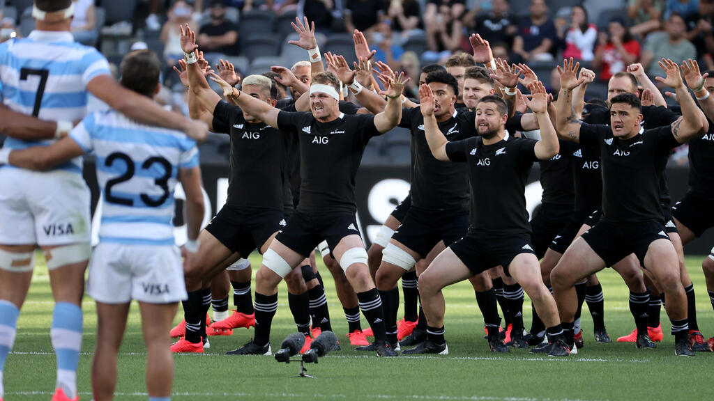 Argentina defeats the 'All Blacks' in New Zealand