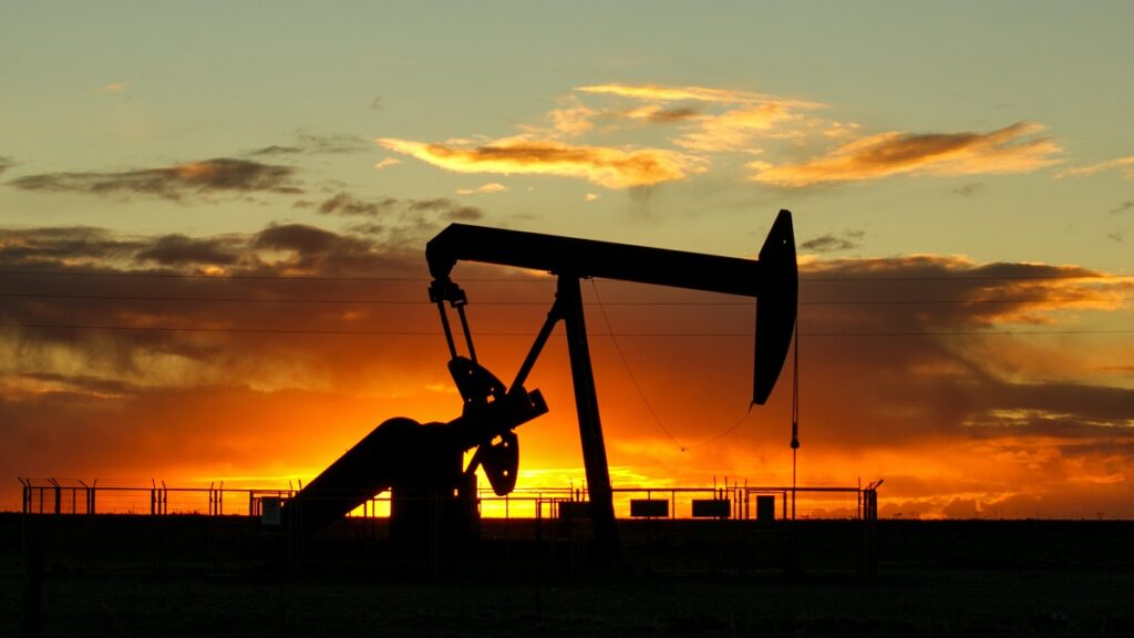 Brent oil falls 0.28% to $96.46