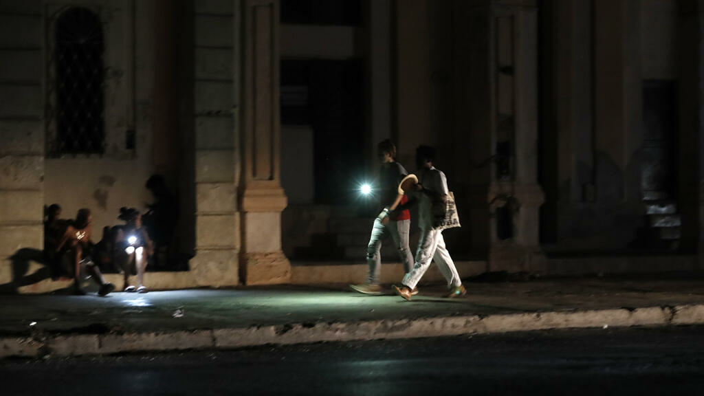 Cuba suffers a day of power blackouts due to the deficit in the service