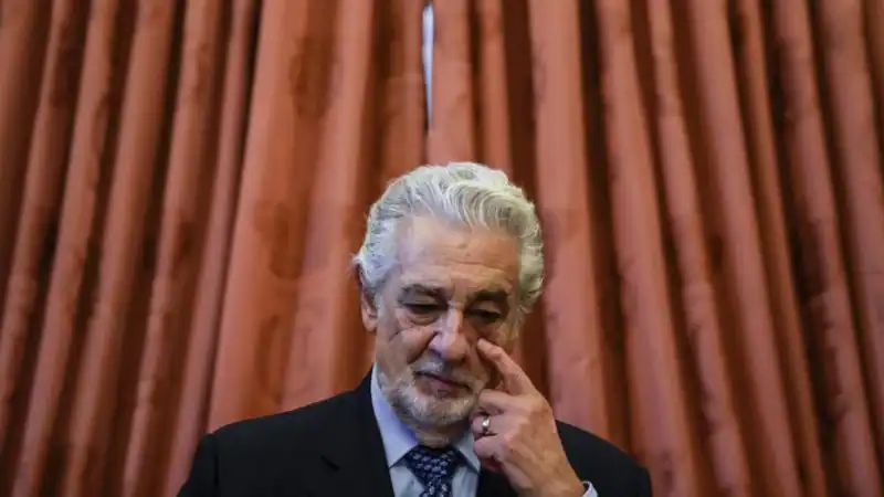 Placido Domingo splashed in case of sexual network in Argentina