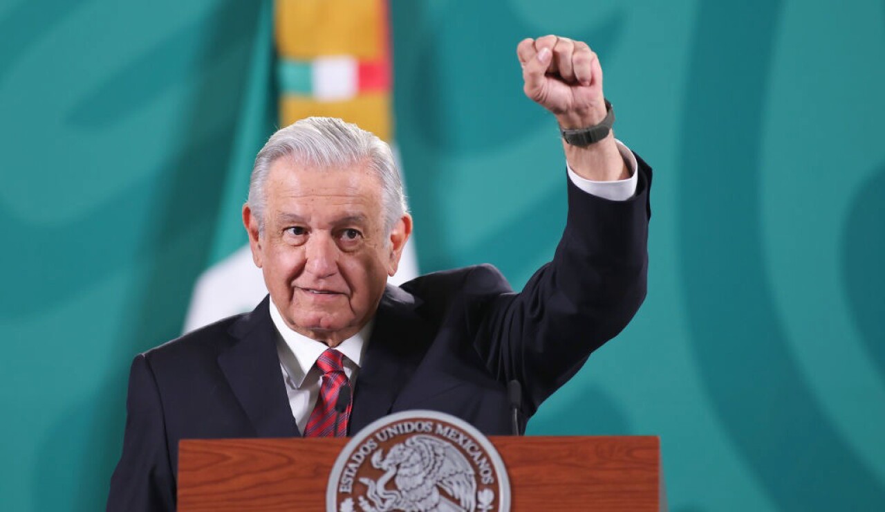 AMLO rules out economic crisis at the end of his government