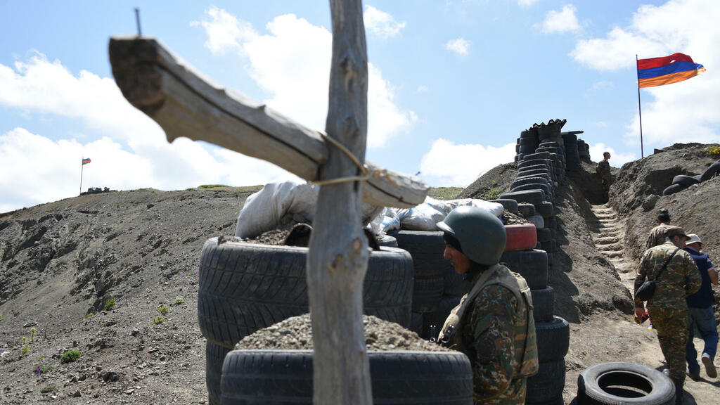 Clashes on the border between Armenia and Azerbaijan leave dozens dead