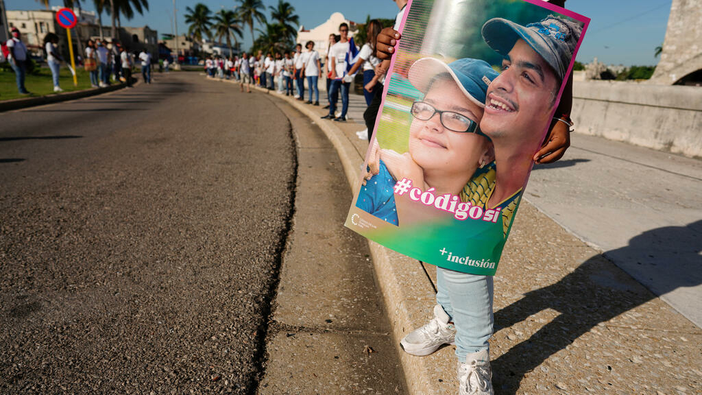 Cubans vote for the approval or rejection of reforms of the Family Code