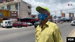 Guillermo Suárez, a university worker, speaks about the rise in food prices, in Maracaibo, Venezuela on September 6, 2022. [Foto: VOA / Gustavo Ocando]