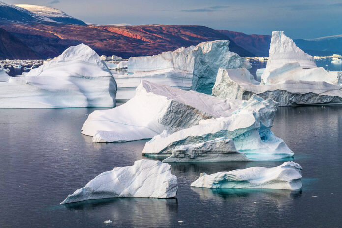 The northernmost island in the world is not mainland