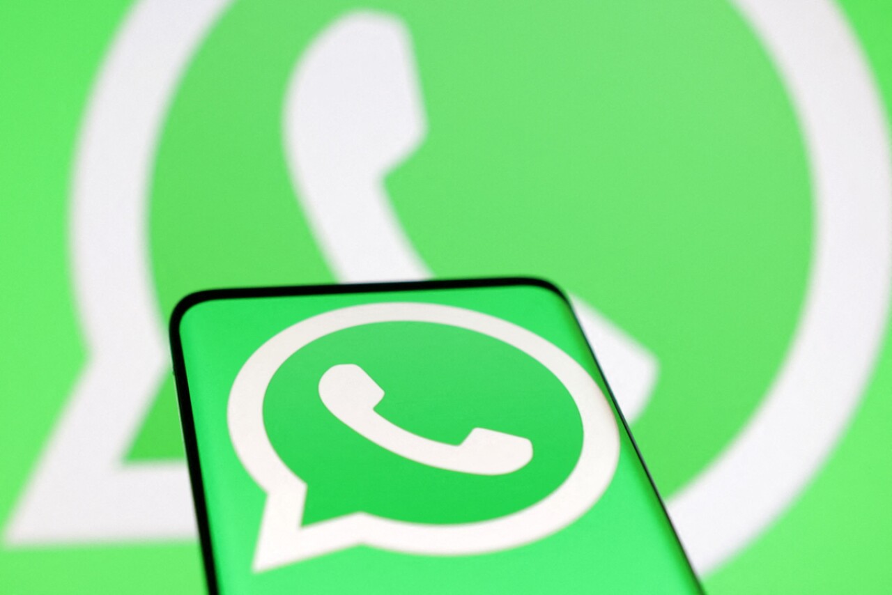 WhatsApp will allow video calls for up to 32 people