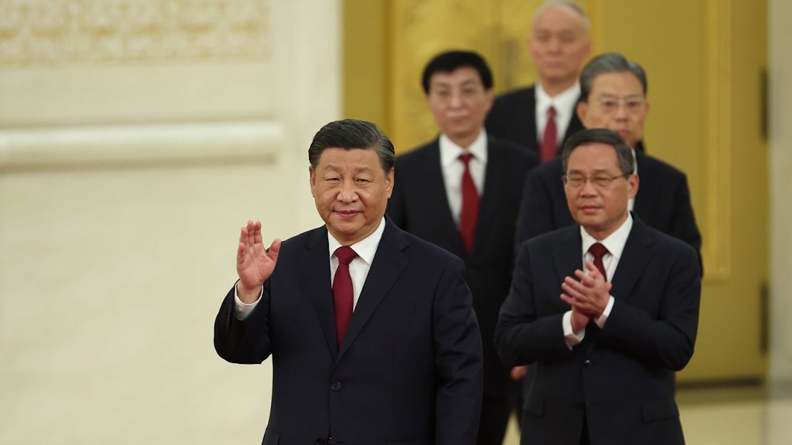 ANALYSIS |  Xi Jinping became simply untouchable.  And investors are scared about the future of China's economy.