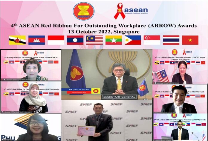 ASEAN companies receive award for excellent workplace HIV and AIDS prevention programs