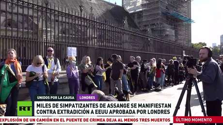 Thousands of Assange Supporters Demonstrate Against His Extradition to the US Approved by London