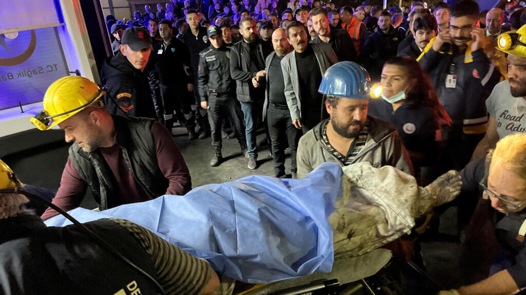 At Least 28 Dead, Dozens Trapped in Turkey Coal Mine Explosion