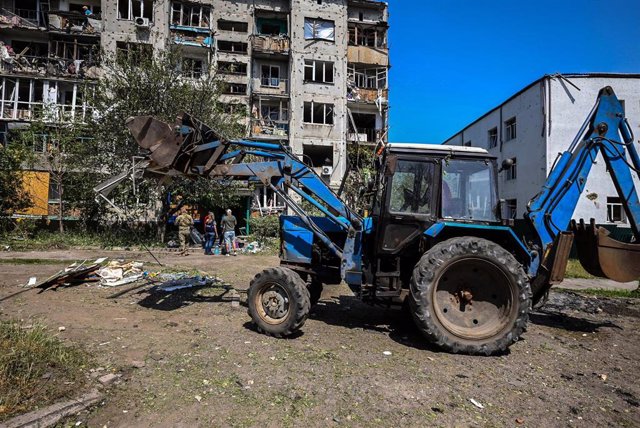 Archive - Material damage from an attack by the Russian Army against the city of Sloviansk, in eastern Ukraine