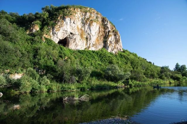 Chagyrskaya cave