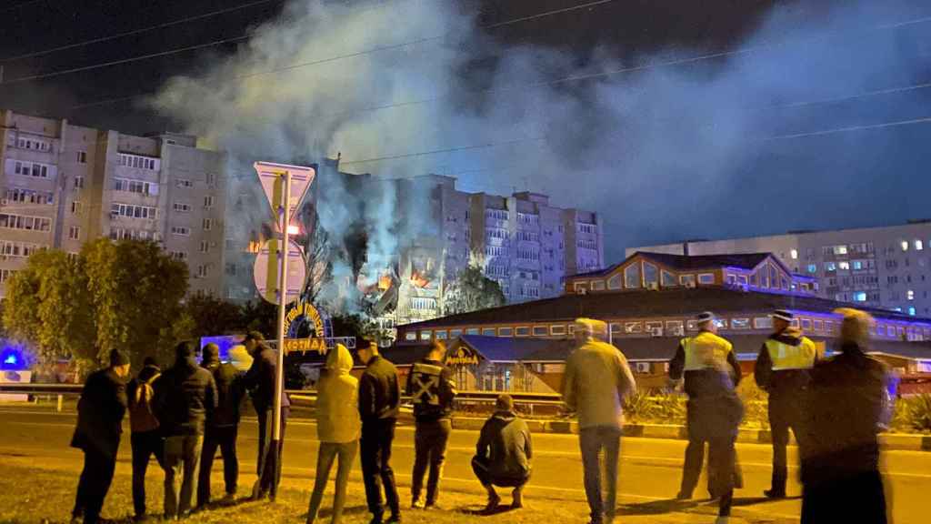 A military plane crashes into a building in the Russian city of Yeisk