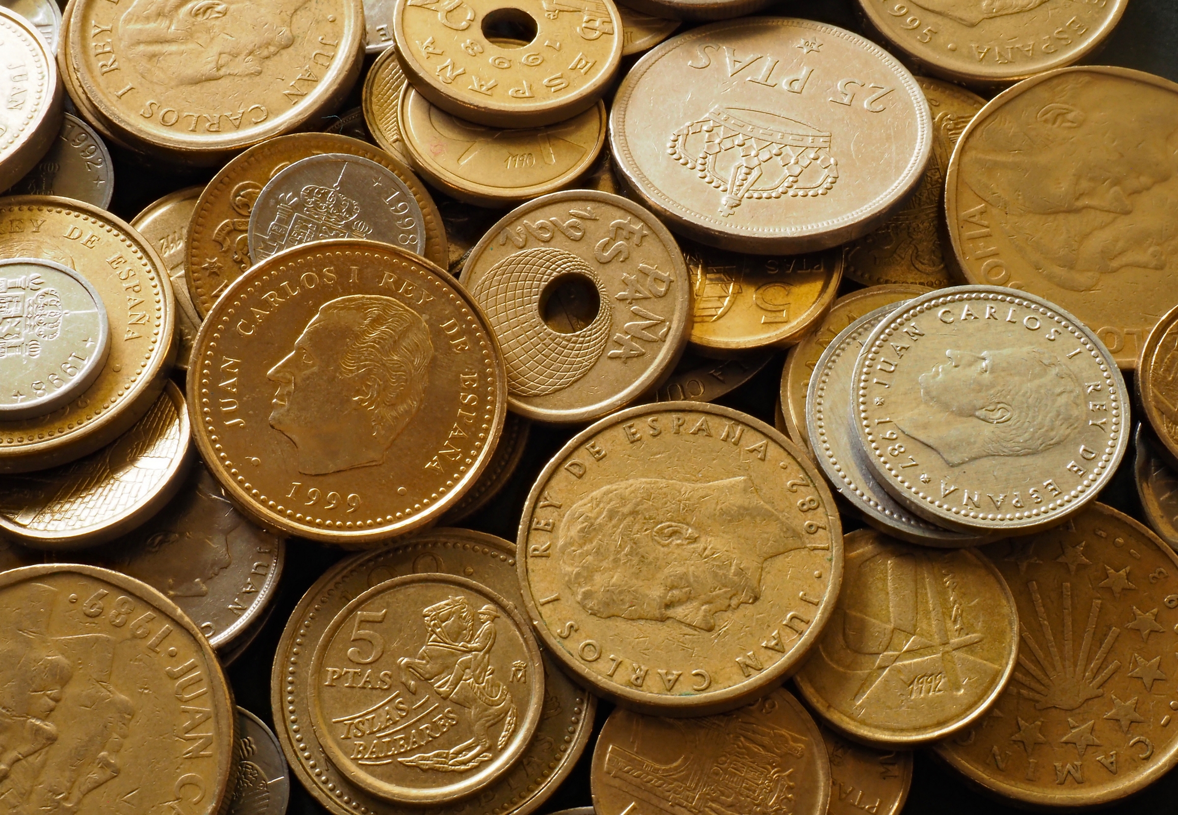 Online stores and auction portals to sell your pesetas, which can be worth thousands of euros