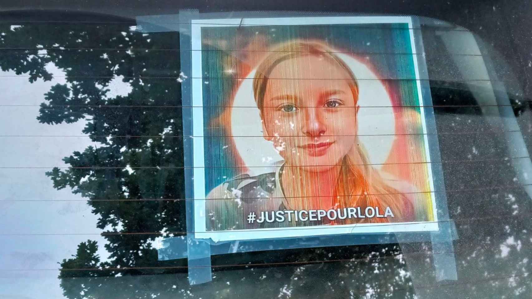 The murder of 'the girl with the suitcase' in Paris revives the far-right discourse against immigration