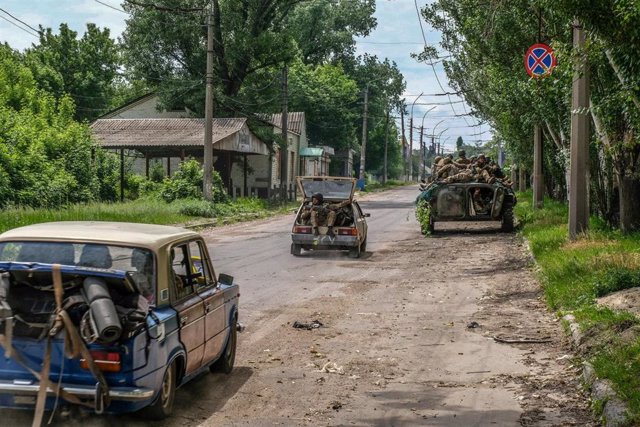 Archive - Ukrainian soldiers in the city of Lisichansk, in Lugansk (east)