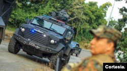 Now military fences like this one in Comasagua are more common to see in El Salvador. [Fotos cortesía del Gobierno de El Salvador]