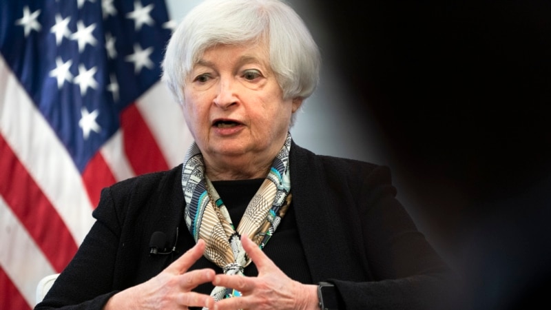 Yellen pushes Biden's agenda as midterms approach