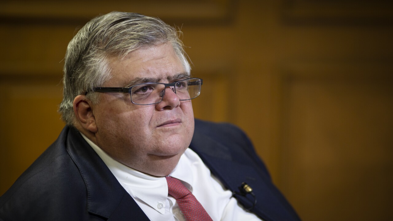 Agustín Carstens receives the King of Spain Award in Economics