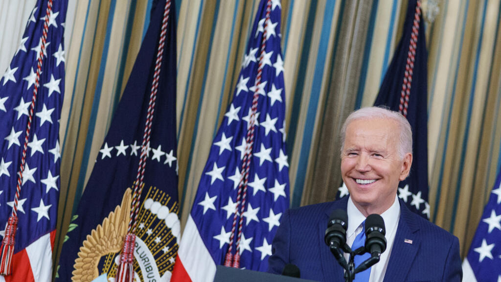 Biden celebrates the containment of the Republican advance in the mid-term elections