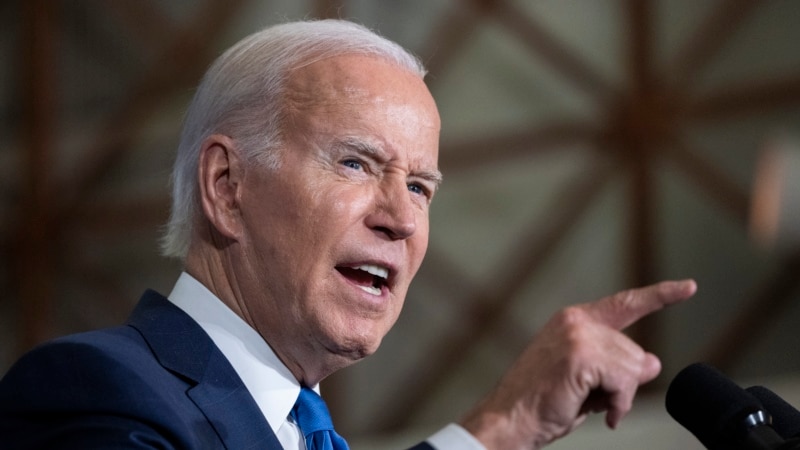 Biden warns that US democracy is "under attack"