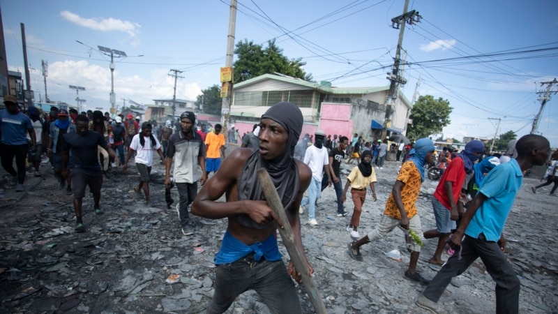 Gas stations in Haiti reopen for the first time in two months