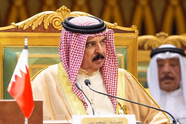 File - The King of Bahrain, Hamad bin Isa al Khalifa