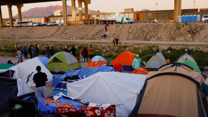 US border authorities analyze incident with Venezuelans in El Paso