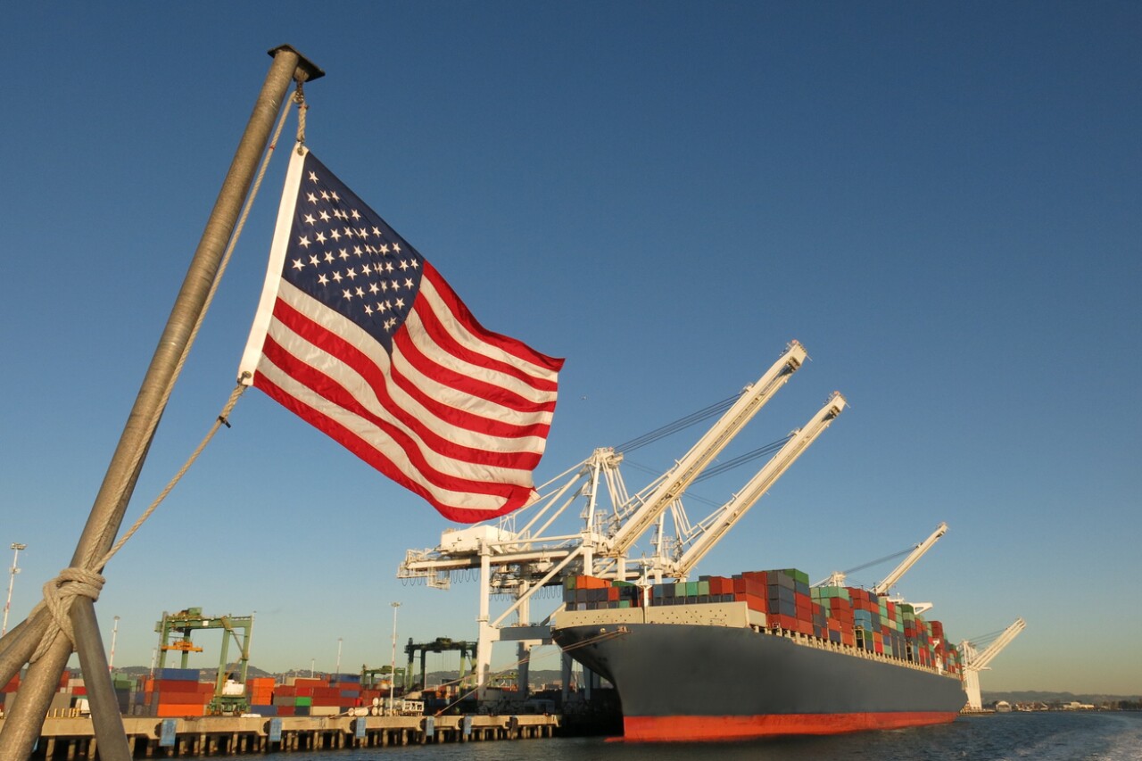 US trade deficit reaches $73.3 billion in September