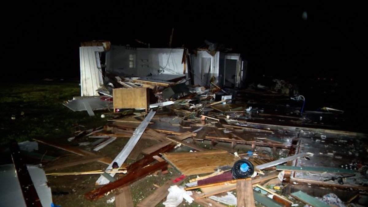 Tornadoes in Oklahoma, Texas and Arkansas: one dead and several missing