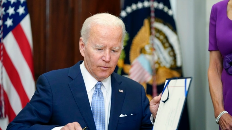 Biden signs bill of 1.66 trillion dollars to finance the Government in 2023