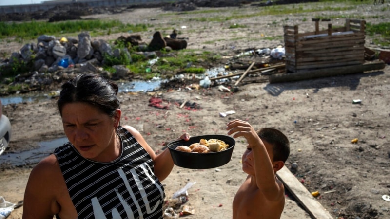 Latin America suffers from inflation that causes hunger and poverty