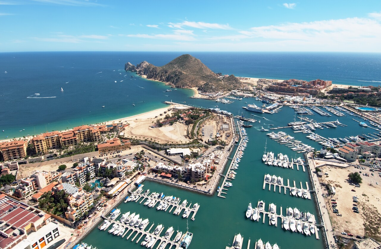 The Treasury authorizes a Navy company to manage the port of Cabo San Lucas