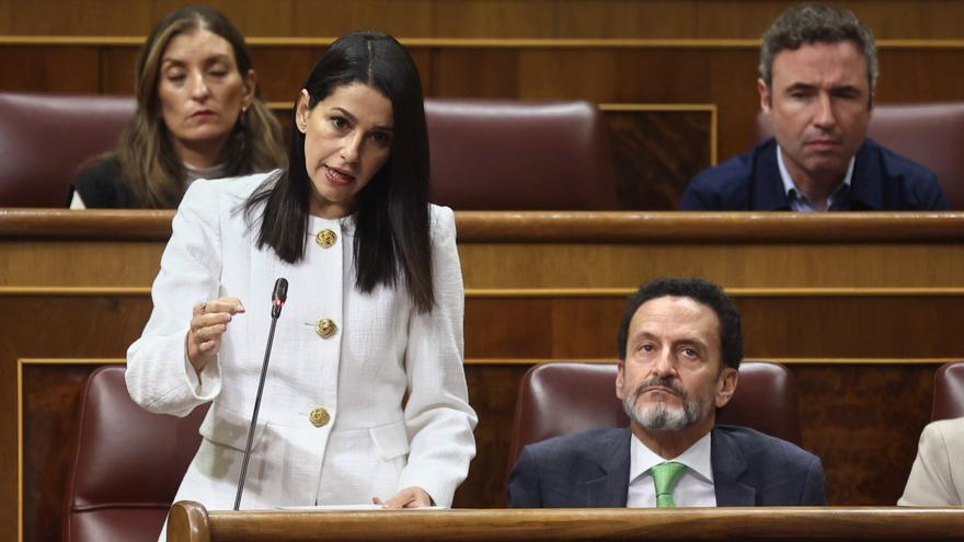 Arrimadas vs Bal: the fight to keep the remains of the match broke the last Ciudadanos tandem